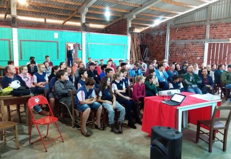 Leia mais sobre o artigo Beneficiários do crédito fundiário se encontram em Guaraciaba