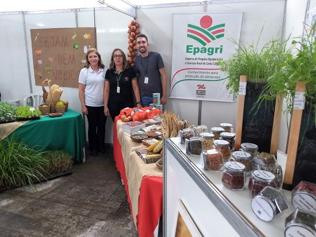 Leia mais sobre o artigo Evento em Vidal Ramos aborda mudanças climáticas e conservação do solo