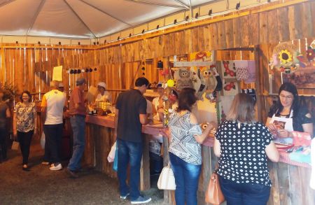 Leia mais sobre o artigo Meleiro inaugura a Feira da Agricultura Familiar