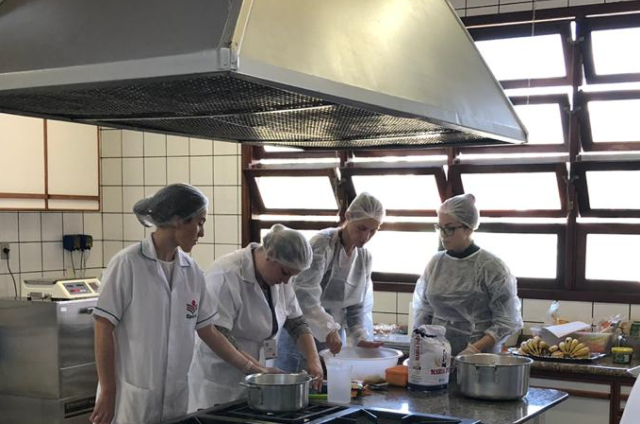 Read more about the article Seminário discute produção de alimentos para merenda escolar