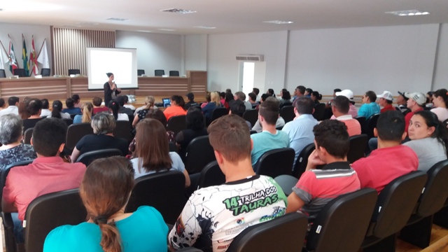 Leia mais sobre o artigo Epagri promove capacitação sobre BPF em Caxambu do Sul