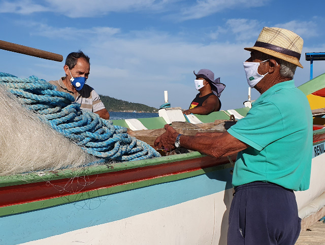 Read more about the article Governo do Estado reforça medidas de proteção para pesca de arrasto de praia