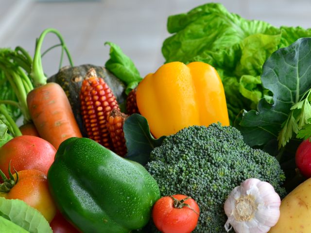 Read more about the article Cozinhar faz bem para a saúde: aprenda a preparar uma refeição fácil e equilibrada