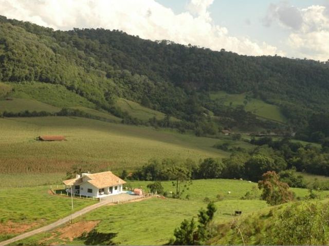 Leia mais sobre o artigo Mapeamento de terras feito pela Epagri/Ciram auxilia Governo no processo de regularização fundiária