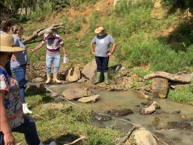 Leia mais sobre o artigo Controle do borrachudo une Epagri, prefeitura e a população de Leoberto Leal