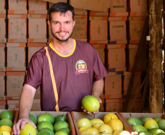 Leia mais sobre o artigo Maracujá catarinense vence doença grave e ganha produtividade